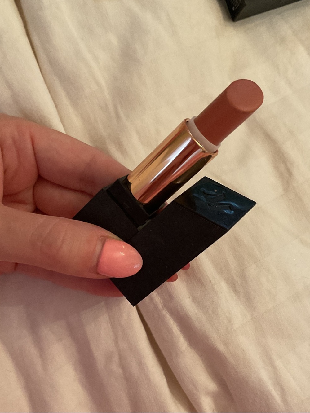 Nude Matte Lipstick - Women Makeup Morphe kissy face